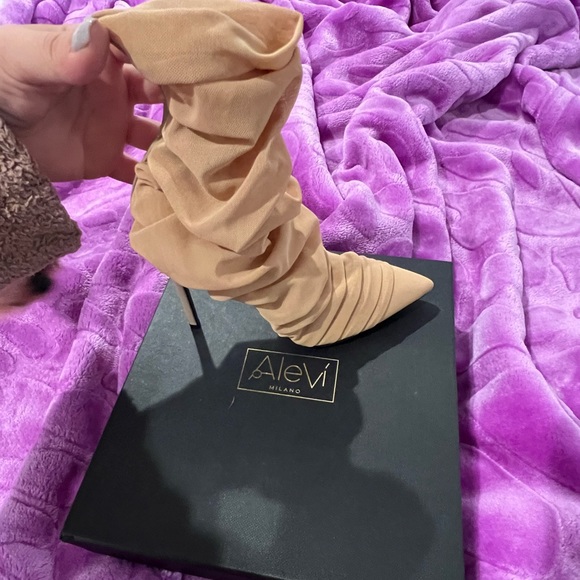 Alevi Milano Gaia Botties - Picture 3 of 9